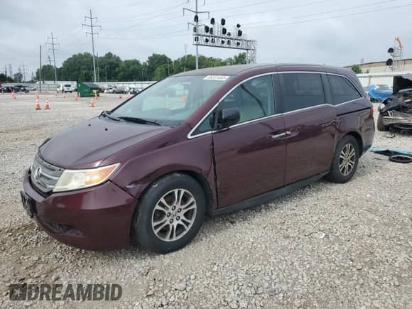 2013 Honda Odyssey EX z VIN 5FNRL5H49DB030169, wystawiony jako Copart lot #65291495 z przebiegiem 231 713 mil mil oraz Czysty tytuł • Clean title. Historia ofert i sprzedaży dostępna na DreamBid. Obrazek 1.