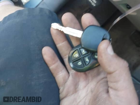 2007 Toyota Sienna XLE z VIN 5TDZK22C47S048516, wystawiony jako IAAI lot #41367115 z przebiegiem 236 058 mil mil oraz . Historia ofert i sprzedaży dostępna na DreamBid. Obrazek 11.