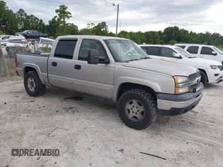 2005 Chevrolet Silverado 1500 Z71 with VIN 2GCEK13T651155899, listed as a IAAI auction lot 42862917 with 264,000 mi miles and . Bid and sale history available at DreamBid. Image 1.