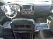 2018 Chevrolet Silverado 1500 LT z VIN 3GCUKREC6JG500373, wystawiony jako Copart lot #61946725 z przebiegiem Nie podano mil oraz Nie do naprawy • Non repairable. Historia ofert i sprzedaży dostępna na DreamBid. Obrazek 8.