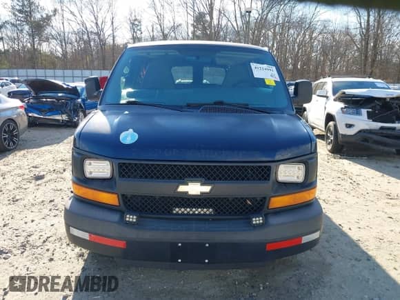 2014 Chevrolet Express Passenger LS с VIN 1GNSGBF4XE1104627, выставлен на аукционе IAAI как лот 41224991 с пробегом 175 661 миль миль и . История ставок и продаж доступна на DreamBid. Изображение 12.