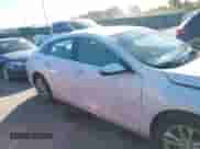 2016 Chevrolet Malibu LT z VIN 1G1ZE5ST5GF333677, wystawiony jako IAAI lot #43380023 z przebiegiem 123 325 mil mil oraz . Historia ofert i sprzedaży dostępna na DreamBid. Obrazek 13.