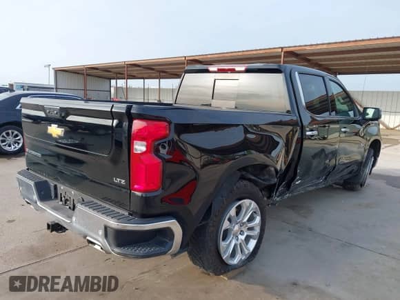 2024 Chevrolet Silverado 1500 LTZ with VIN 2GCUDGED6R1259698, listed as a IAAI auction lot 41930527 with 14,500 mi miles and . Bid and sale history available at DreamBid. Image 4.