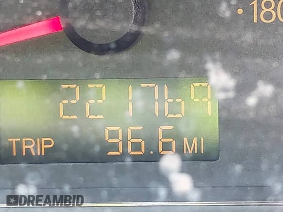 2006 Saturn ION с VIN 1G8AM15F36Z112883, выставлен на аукционе IAAI как лот 42219902 с пробегом 221 769 миль миль и . История ставок и продаж доступна на DreamBid. Изображение 16.