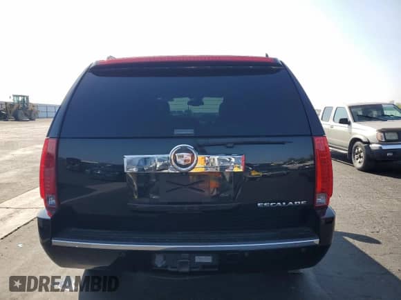 2007 Cadillac Escalade z VIN 1GYFK638X7R428456, wystawiony jako Copart lot #82709755 z przebiegiem 209 208 mil mil oraz Szkoda całkowita • Salvage title. Historia ofert i sprzedaży dostępna na DreamBid. Obrazek 6.