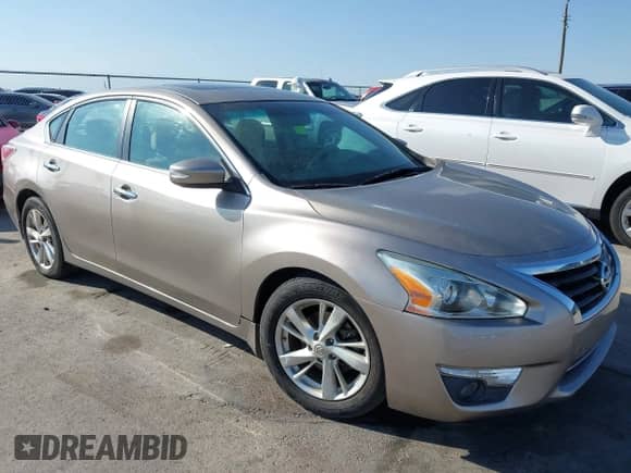 2015 Nissan Altima S с VIN 1N4AL3AP3FN369154, выставлен на аукционе IAAI как лот 43515032 с пробегом 86 158 миль миль и . История ставок и продаж доступна на DreamBid. Изображение 1.