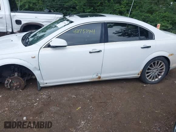 2009 Saturn Aura XR with VIN 1G8ZX57759F193852, listed as a IAAI auction lot 42753941 with 152,006 mi miles and . Bid and sale history available at DreamBid. Image 15.