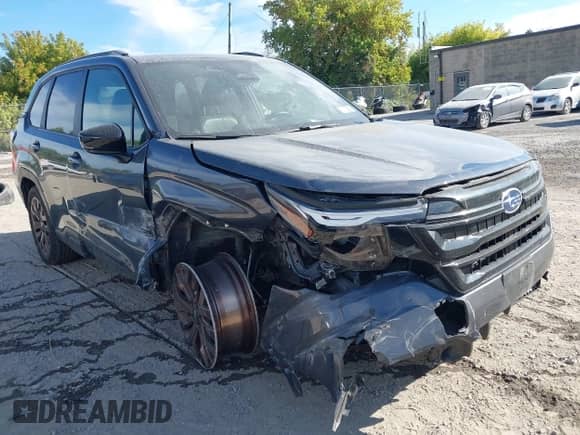 2025 Subaru Forester Special Sports z VIN JF2SLDHC5SH420395, wystawiony jako IAAI lot #43246496 z przebiegiem 26 725 mil mil oraz . Historia ofert i sprzedaży dostępna na DreamBid. Obrazek 1.