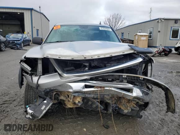 2011 GMC Sierra 1500 SL z VIN 1GTR2UEA6BZ342576, wystawiony jako Copart lot #47934005 z przebiegiem 190 939 mil mil oraz Szkoda całkowita • Salvage title. Historia ofert i sprzedaży dostępna na DreamBid. Obrazek 5.