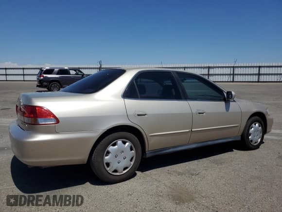 2001 Honda Accord LX с VIN JHMCG66561C021321, выставлен на аукционе Copart как лот 66367675 с пробегом 192 814 миль миль и Чистый • Clean title. История ставок и продаж доступна на DreamBid. Изображение 3.