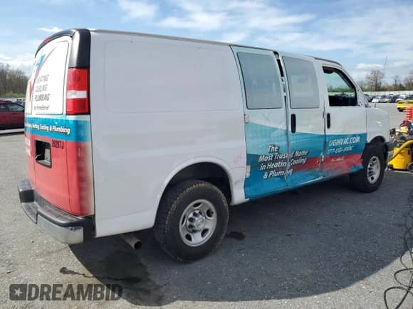 2020 Chevrolet Express Cargo with VIN 1GCWGAFG9L1230196, listed as a Copart auction lot 53999805 with 59,411 mi miles and Salvage title. Bid and sale history available at DreamBid. Image 3.