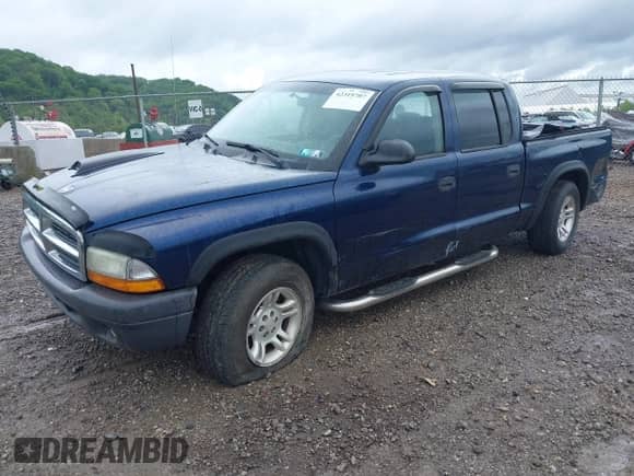 2004 Dodge Dakota Sport с VIN 1D7HL38K04S782060, выставлен на аукционе IAAI как лот 42319707 с пробегом 144 755 миль миль и . История ставок и продаж доступна на DreamBid. Изображение 2.