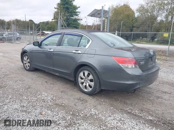 2009 Honda Accord z VIN 5KBCP36729B001035, wystawiony jako IAAI lot #43551372 z przebiegiem 288 594 mil mil oraz . Historia ofert i sprzedaży dostępna na DreamBid. Obrazek 3.