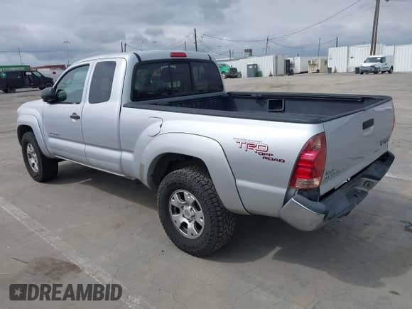2005 Toyota Tacoma PreRunner с VIN 5TETU62N35Z121271, выставлен на аукционе IAAI как лот 43325048 с пробегом 334 492 миль миль и . История ставок и продаж доступна на DreamBid. Изображение 3.