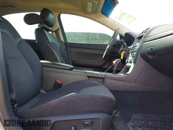 2011 Chevrolet Caprice с VIN 6G1MK5T28BL524726, выставлен на аукционе IAAI как лот 41771386 с пробегом 174 194 миль миль и . История ставок и продаж доступна на DreamBid. Изображение 5.
