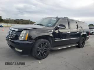 2007 Cadillac Escalade ESV with VIN 1GYFK66827R408438, listed as a Copart auction lot 90285245 with 157,341 mi miles and Clean title. Bid and sale history available at DreamBid. Image 1.