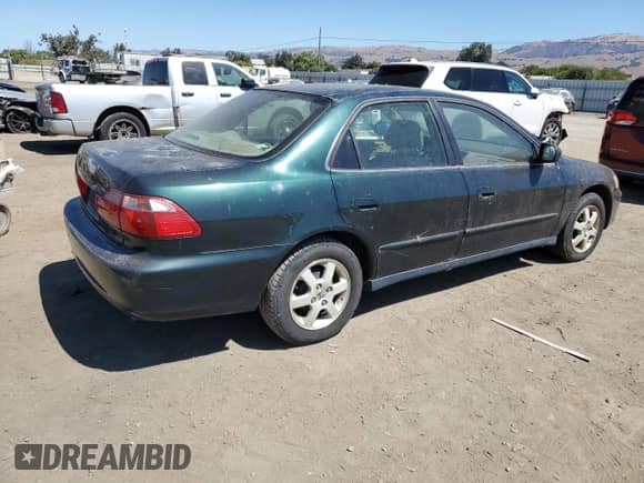 2000 Honda Accord SE with VIN JHMCG6690YC017973, listed as a Copart auction lot 69587415 with 208,111 mi miles and Clean title. Bid and sale history available at DreamBid. Image 3.
