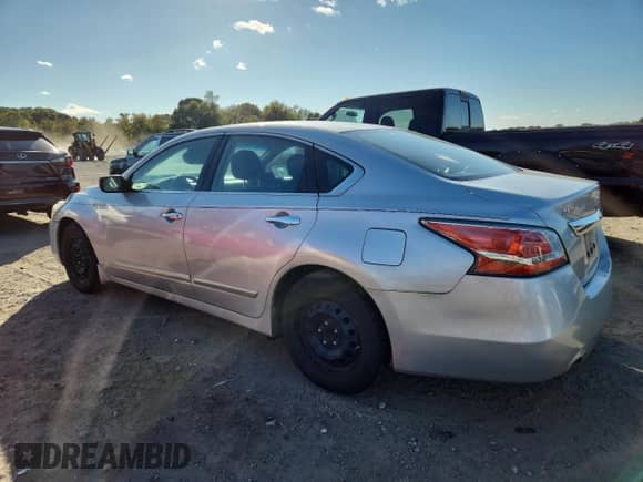 2015 Nissan Altima SV с VIN 1N4AL3AP9FC148573, выставлен на аукционе Copart как лот 84448535 с пробегом 153 169 миль миль и Чистый • Clean title. История ставок и продаж доступна на DreamBid. Изображение 2.