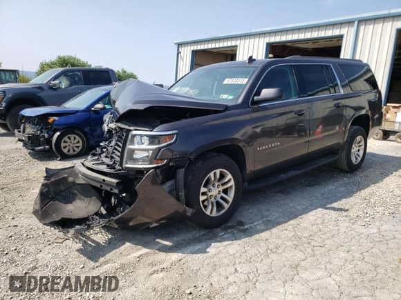2017 Chevrolet Suburban LT z VIN 1GNSKHKC6HR330247, wystawiony jako Copart lot #67830515 z przebiegiem 138 712 mil mil oraz Szkoda całkowita • Salvage title. Historia ofert i sprzedaży dostępna na DreamBid. Obrazek 1.