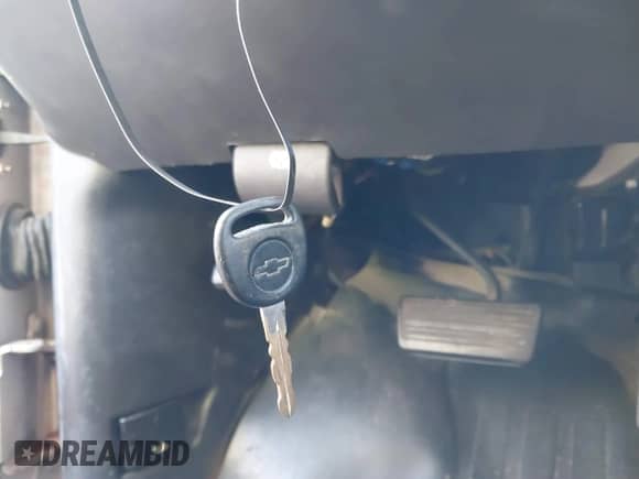 2006 Chevrolet Express Cargo с VIN 1GCEG15X261239839, выставлен на аукционе IAAI как лот 41196866 с пробегом 212 938 миль миль и . История ставок и продаж доступна на DreamBid. Изображение 11.