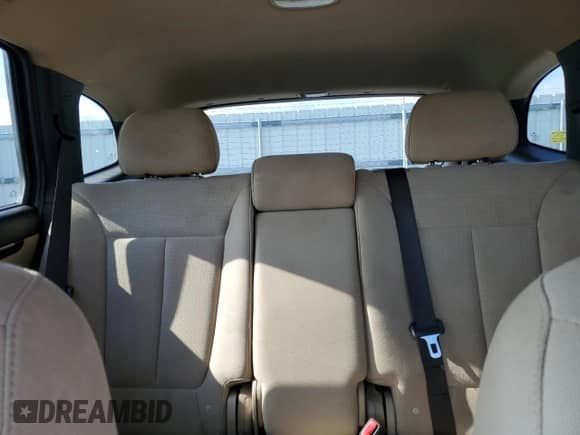2012 Hyundai Santa Fe GLS с VIN 5XYZG3AB6CG124793, выставлен на аукционе Copart как лот 68792845 с пробегом 263 793 миль миль и Списание • Salvage title. История ставок и продаж доступна на DreamBid. Изображение 10.