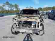 2022 Chevrolet Silverado 1500 RST z VIN 1GCUDEED8NZ558776, wystawiony jako IAAI lot #41374887 z przebiegiem Nie podano mil oraz . Historia ofert i sprzedaży dostępna na DreamBid. Obrazek 6.