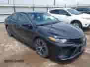 2020 Toyota Camry SE with VIN 4T1G11AK2LU907813, listed as a IAAI auction lot 42652252 with 90,675 mi miles and . Bid and sale history available at DreamBid. Image 1.