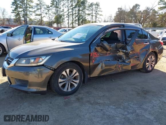 2014 Honda Accord LX z VIN 1HGCR2F3XEA263082, wystawiony jako IAAI lot #41208467 z przebiegiem 183 312 mil mil oraz . Historia ofert i sprzedaży dostępna na DreamBid. Obrazek 2.