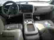 2005 GMC Sierra 1500 SLT z VIN 2GTEK19B551263431, wystawiony jako Copart lot #60635575 z przebiegiem 299 324 mil mil oraz Szkoda całkowita • Salvage title. Historia ofert i sprzedaży dostępna na DreamBid. Obrazek 8.