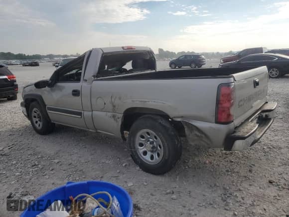 2005 Chevrolet Silverado 1500 z VIN 1GCEC14X75Z302382, wystawiony jako Copart lot #68859405 z przebiegiem Nie podano mil oraz Czysty tytuł • Clean title. Historia ofert i sprzedaży dostępna na DreamBid. Obrazek 2.