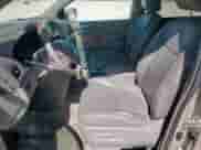 2010 Toyota Sienna XLE с VIN 5TDYK4CC3AS294874, выставлен на аукционе Copart как лот 85746225 с пробегом 178 594 миль миль и Списание • Salvage title. История ставок и продаж доступна на DreamBid. Изображение 7.