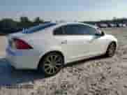 2018 Volvo S60 Inscription с VIN LYV402HK6JB173321, выставлен на аукционе Copart как лот 62164545 с пробегом 92 341 миль миль и Списание • Salvage title. История ставок и продаж доступна на DreamBid. Изображение 3.