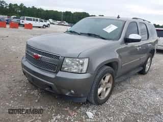 2007 Chevrolet Tahoe LT с VIN 1GNFC13J77R152737, выставлен на аукционе IAAI как лот 43146096 с пробегом 276 705 миль миль и . История ставок и продаж доступна на DreamBid. Изображение 2.