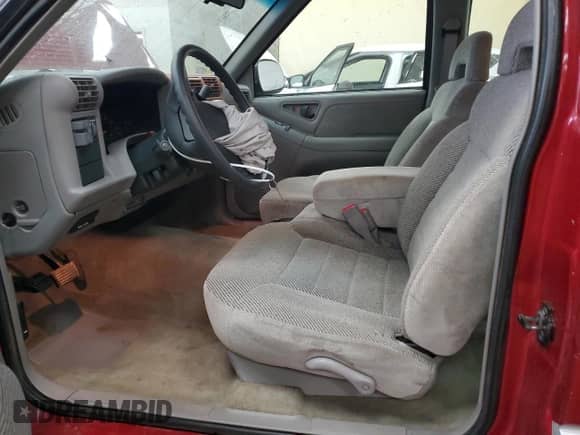 1996 Chevrolet S-10 LS с VIN 1GCDT19X3T8148339, выставлен на аукционе Copart как лот 78182764 с пробегом 122 797 миль миль и Чистый • Clean title. История ставок и продаж доступна на DreamBid. Изображение 7.