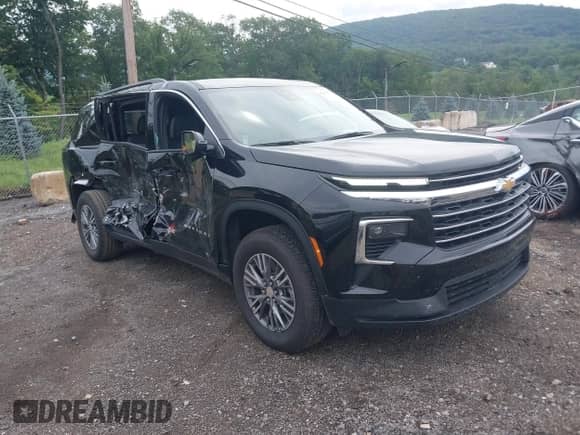 2025 Chevrolet Traverse AWD LT z VIN 1GNEVGRS7SJ256449, wystawiony jako IAAI lot #42645537 z przebiegiem 3 205 mil mil oraz . Historia ofert i sprzedaży dostępna na DreamBid. Obrazek 1.