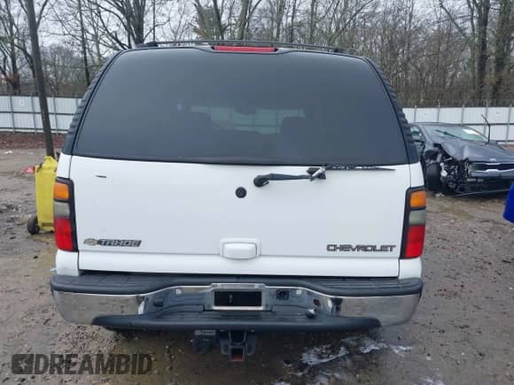 2005 Chevrolet Tahoe LS with VIN 1GNEC13T35J117010, listed as a IAAI auction lot 41575466 with 226,930 mi miles and . Bid and sale history available at DreamBid. Image 17.