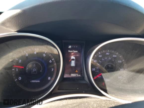 2014 Hyundai Santa Fe с VIN 5XYZU3LAXEG127728, выставлен на аукционе Copart как лот 69298855 с пробегом 98 371 миль миль и Списание • Salvage title. История ставок и продаж доступна на DreamBid. Изображение 9.