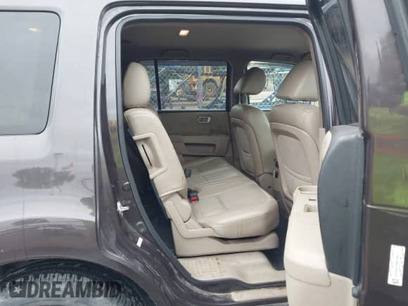 2015 Honda Pilot LX z VIN 5FNYF4H23FB037097, wystawiony jako IAAI lot #43488162 z przebiegiem 191 258 mil mil oraz . Historia ofert i sprzedaży dostępna na DreamBid. Obrazek 8.