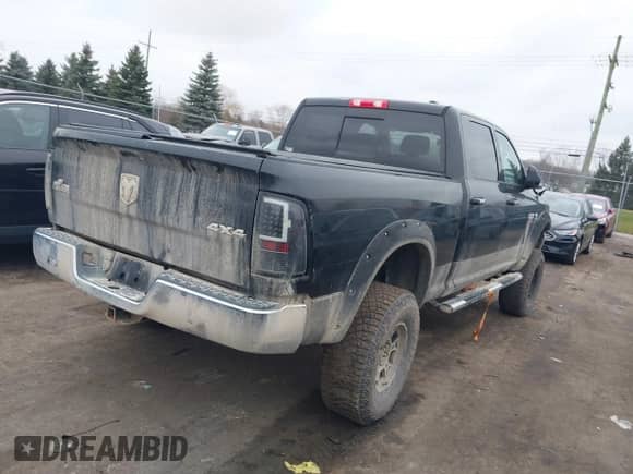 2010 Dodge 2500 TRX with VIN 3D7UT2CL5AG121233, listed as a IAAI auction lot 41141892 with 157,085 mi miles and . Bid and sale history available at DreamBid. Image 4.