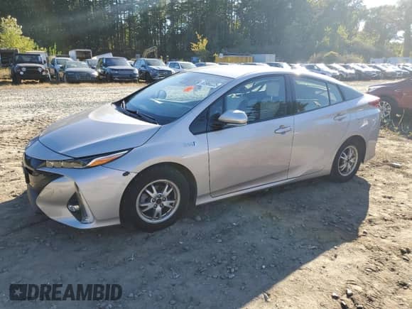 2017 Toyota Prius Premium z VIN JTDKARFP5H3005400, wystawiony jako Copart lot #83960225 z przebiegiem 61 662 mil mil oraz Szkoda całkowita • Salvage title. Historia ofert i sprzedaży dostępna na DreamBid. Obrazek 1.