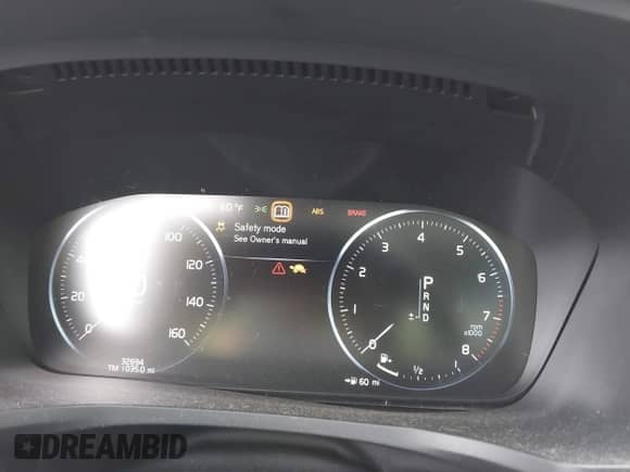 2021 Volvo S60 Momentum с VIN 7JR102TZ4MG117993, выставлен на аукционе IAAI как лот 42340226 с пробегом 32 694 миль миль и . История ставок и продаж доступна на DreamBid. Изображение 7.