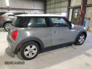 2016 MINI Hardtop with VIN WMWXP5C52GT739293, listed as a Copart auction lot 60292095 with 136,153 mi miles and Salvage title. Bid and sale history available at DreamBid. Image 3.
