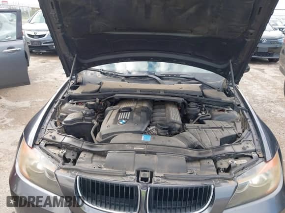 2007 BMW 3 Series 328i z VIN WBAVA33597PV66474, wystawiony jako IAAI lot #43270573 z przebiegiem 125 820 mil mil oraz . Historia ofert i sprzedaży dostępna na DreamBid. Obrazek 10.