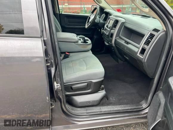 2018 Ram 1500 Tradesman с VIN 1C6RR7FG5JS203019, выставлен на аукционе Copart как лот 89565865 с пробегом 262 609 миль миль и Чистый • Clean title. История ставок и продаж доступна на DreamBid. Изображение 5.