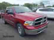 2011 Ram 1500 Big Horn z VIN 1D7RV1GT5BS613484, wystawiony jako IAAI lot #42350712 z przebiegiem 165 891 mil mil oraz . Historia ofert i sprzedaży dostępna na DreamBid. Obrazek 1.
