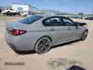 2022 BMW 5 Series 540i xDrive z VIN WBA73BJ01NWX68037, wystawiony jako Copart lot #71298785 z przebiegiem Nie podano mil oraz Szkoda całkowita • Salvage title. Historia ofert i sprzedaży dostępna na DreamBid. Obrazek 3.