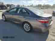 2017 Toyota Camry Hybrid XLE z VIN 4T1BD1FK7HU208050, wystawiony jako Copart lot #82497415 z przebiegiem 79 052 mil mil oraz Szkoda całkowita • Salvage title. Historia ofert i sprzedaży dostępna na DreamBid. Obrazek 2.