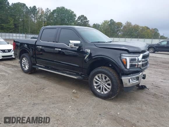2024 Ford F-150 Lariat z VIN 1FTFW5L52RFA75628, wystawiony jako IAAI lot #43393183 z przebiegiem 15 578 mil mil oraz . Historia ofert i sprzedaży dostępna na DreamBid. Obrazek 1.