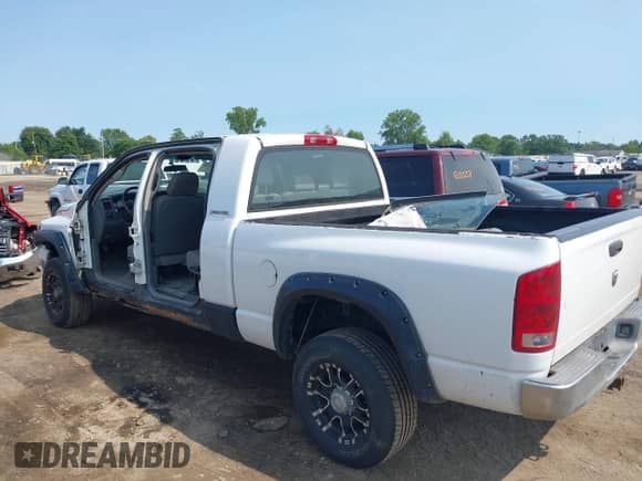 2006 Dodge 2500 SLT with VIN 3D7KS29CX6G183882, listed as a IAAI auction lot 39969698 with 309,186 mi miles and . Bid and sale history available at DreamBid. Image 3.