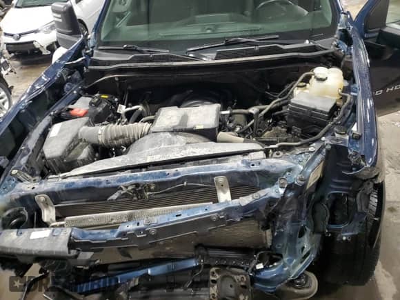 2020 Chevrolet Silverado 3500HD LT z VIN 1GC4YTE72LF333755, wystawiony jako Copart lot #44764675 z przebiegiem 33 741 mil mil oraz Szkoda całkowita • Salvage title. Historia ofert i sprzedaży dostępna na DreamBid. Obrazek 12.